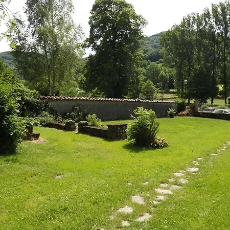 Mandailles-saint-julien, 4 Pieces, 6 Personnes - Fr-1-742-130 Mandailles-Saint-Julien